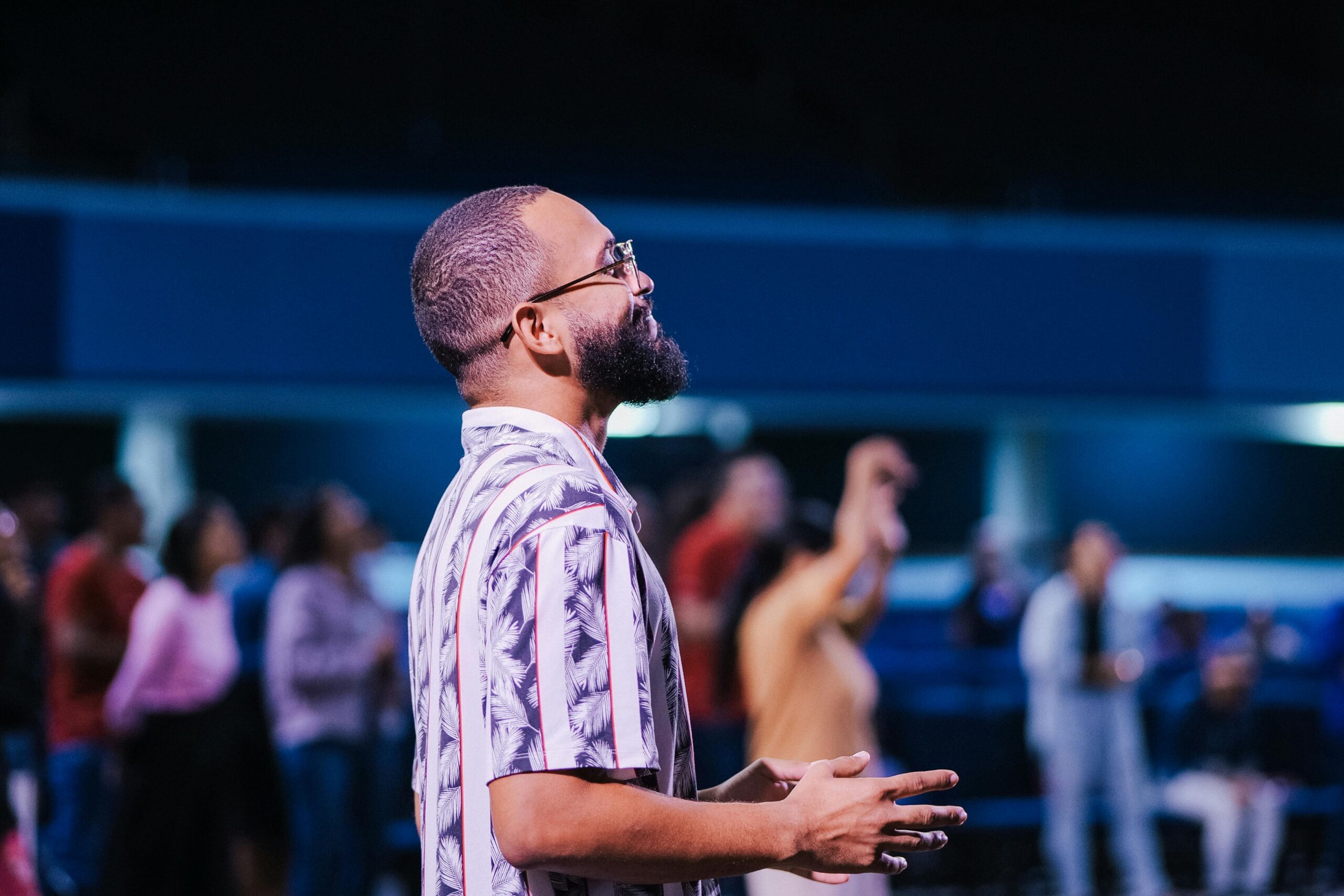 6 Ways to Walk in the Spirit